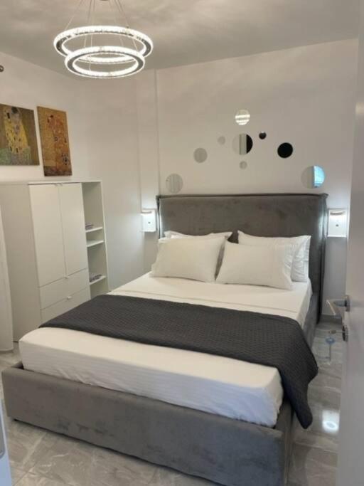 Flowery Penthouse In City Centre Of سالونيك المظهر الخارجي الصورة