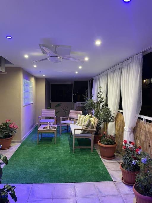 Flowery Penthouse In City Centre Of سالونيك المظهر الخارجي الصورة